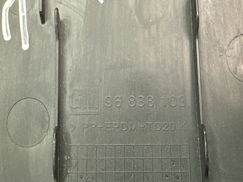 Накладка торпедо Chevrolet Cruze