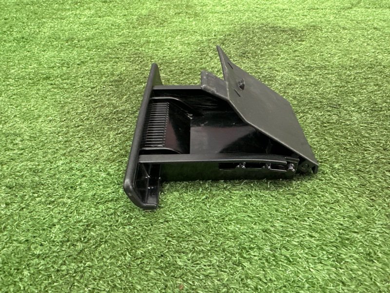 Пепельница Peugeot 307