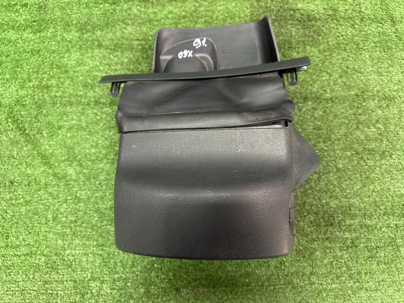 Кожух рулевой колонки LIFAN X60