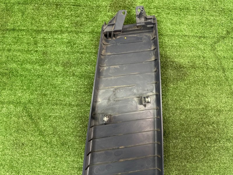 Накладка центральной стойки нижняя Ford Mondeo 4