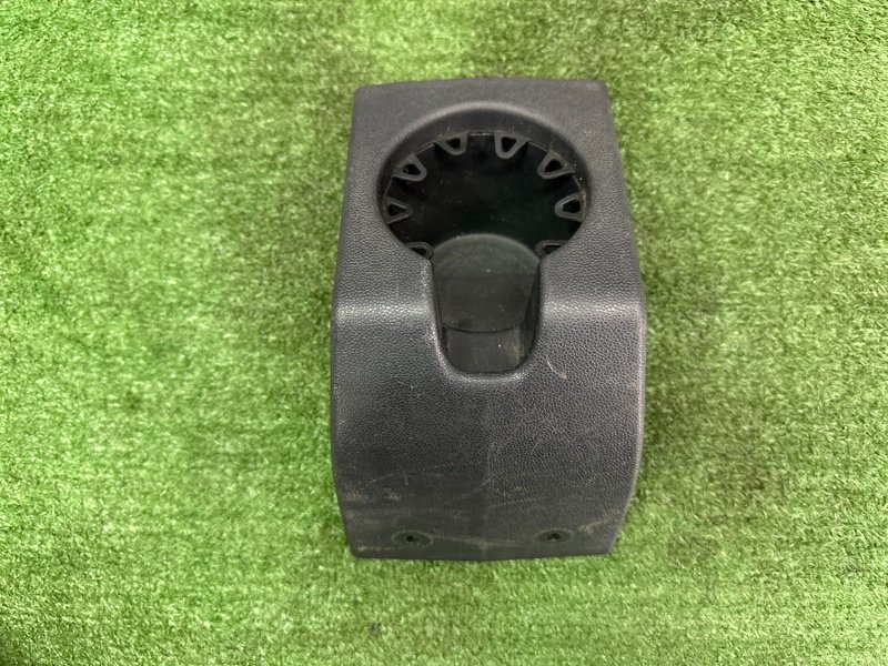 Подстаканник Opel Astra H