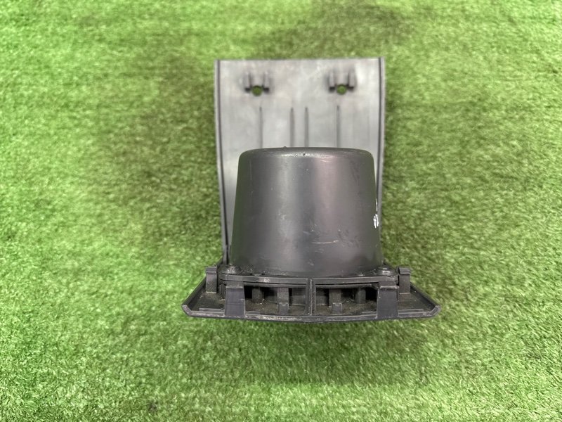 Подстаканник Opel Astra H