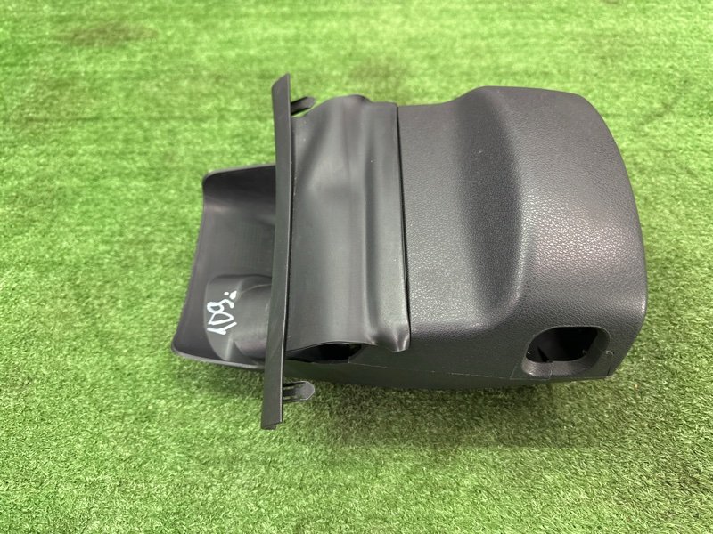 Кожух рулевой колонки LIFAN X60