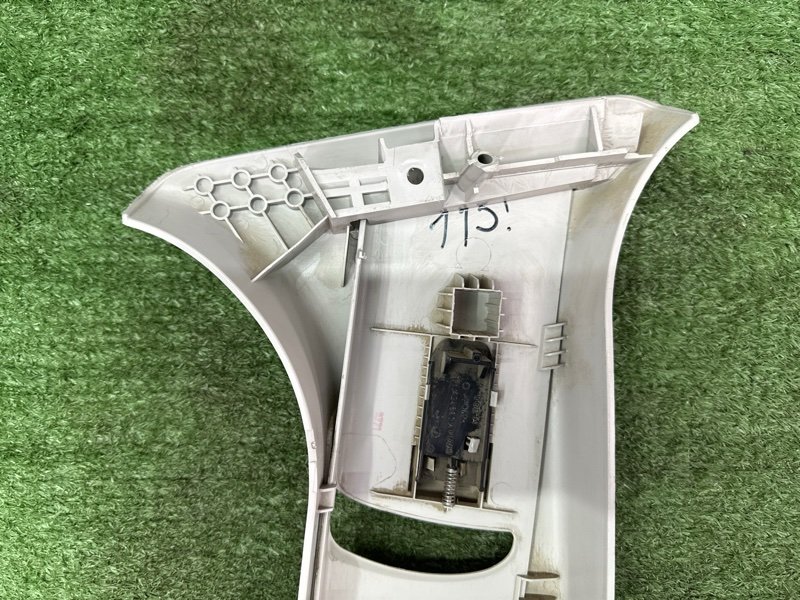 Накладка центральной стойки верхняя Ford Mondeo 4