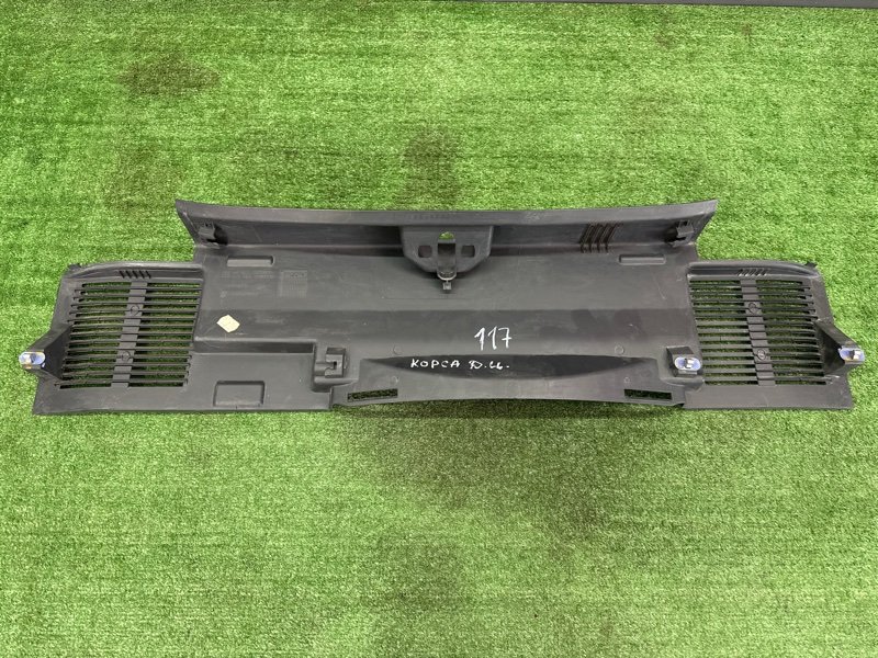 Накладка задней панели Opel Corsa