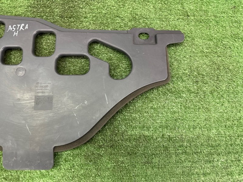 Накладка торпедо Opel Astra H