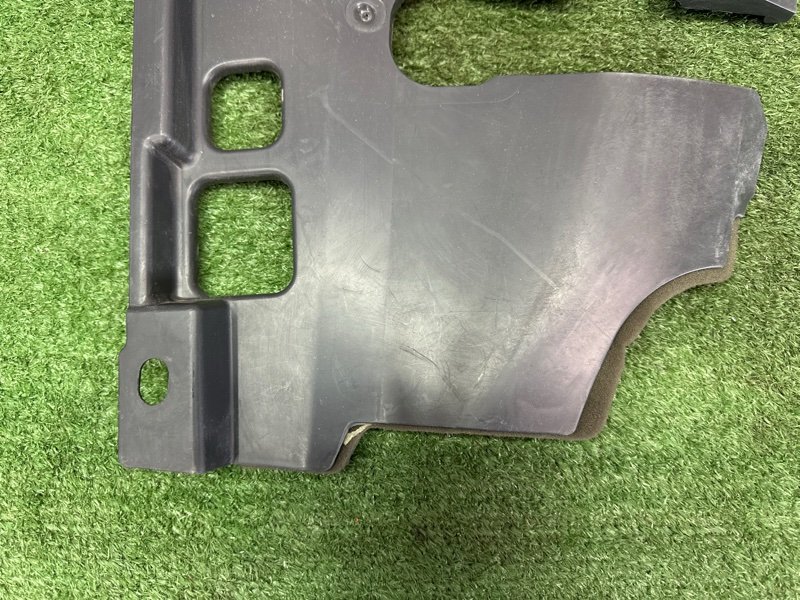 Накладка торпедо нижняя левая Opel Astra H