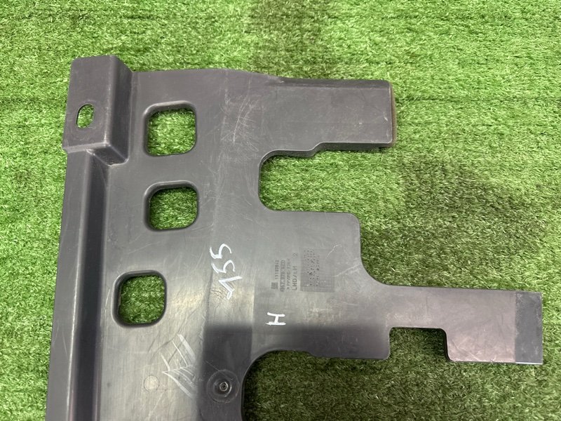 Накладка торпедо нижняя левая Opel Astra H