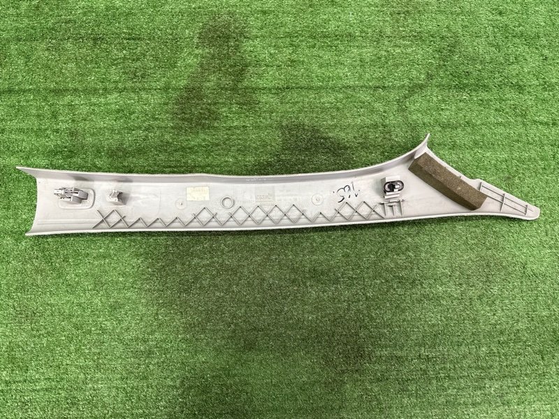 Накладка стойки лобового стекла Opel Astra H