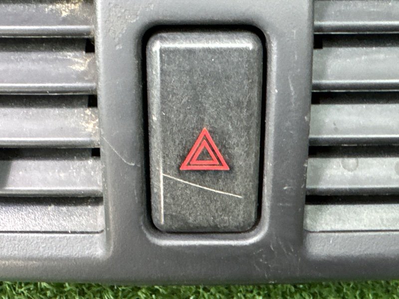 Накладка панели приборов с дефлекторами mazda mazda 3 BK