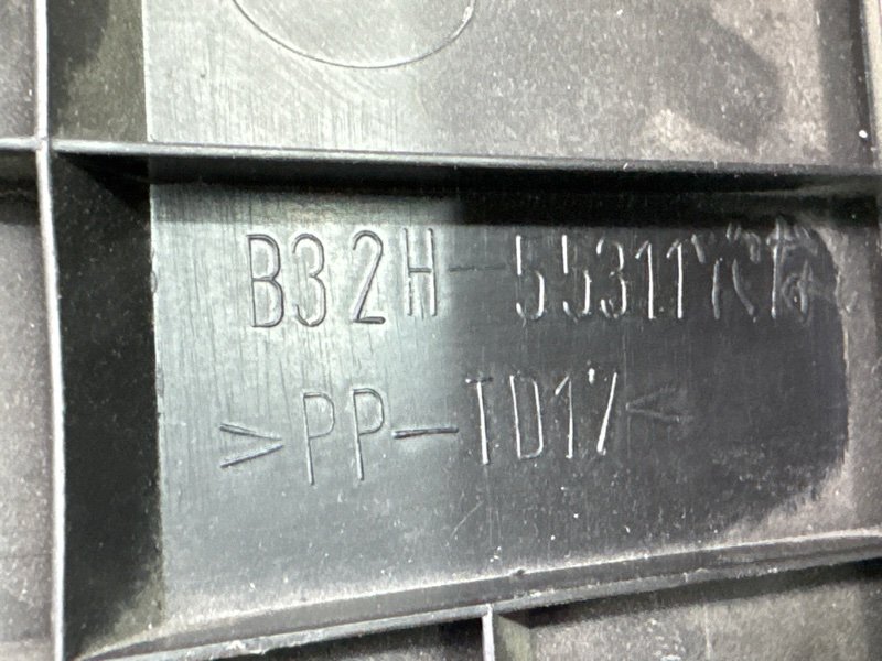 Накладка панели приборов с дефлекторами mazda mazda 3 BK