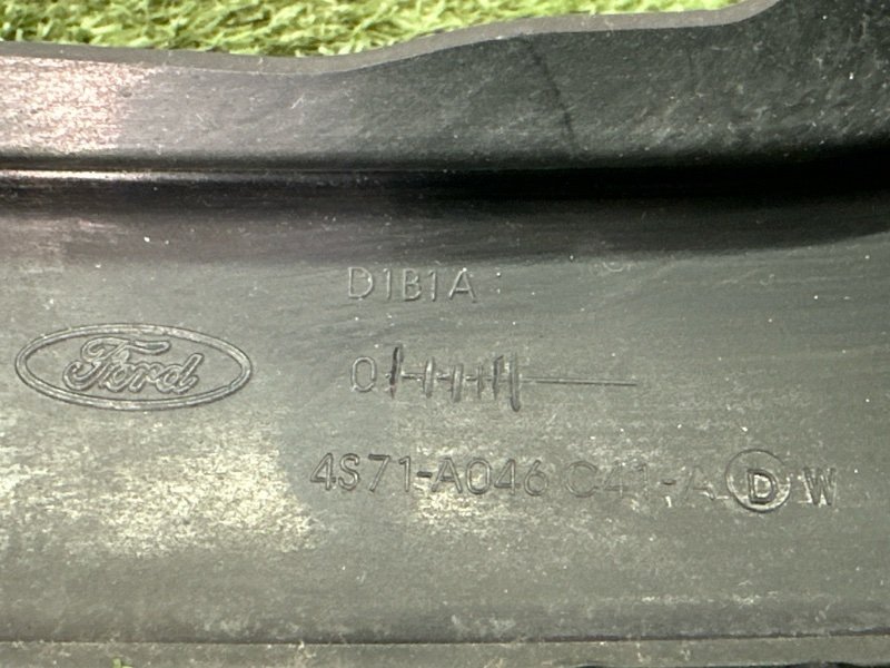 Накладка центральной консоли Ford Mondeo 3