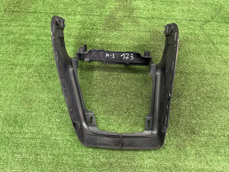 Накладка центральной консоли Ford Mondeo 3