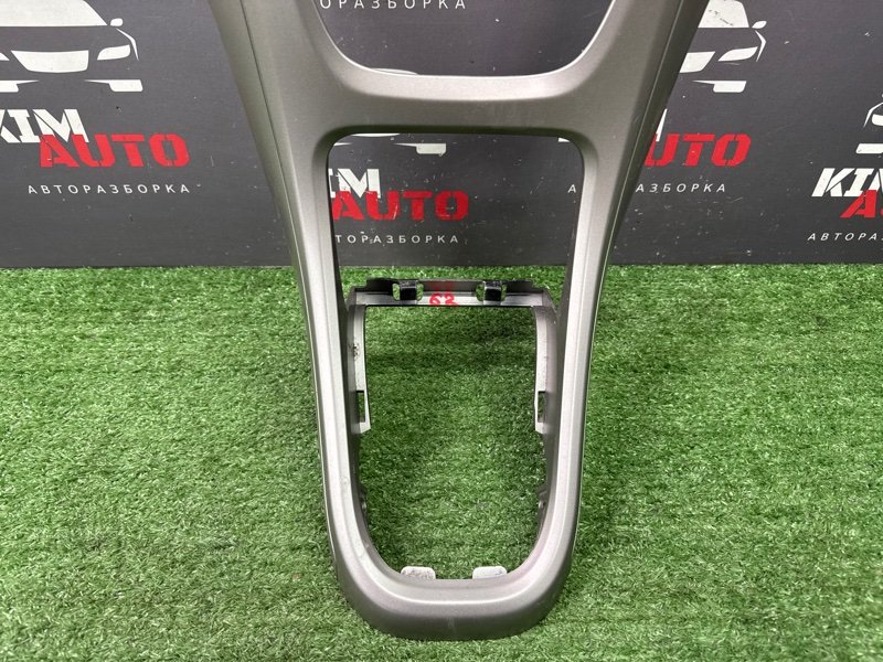 Накладка центральной консоли Opel Astra J