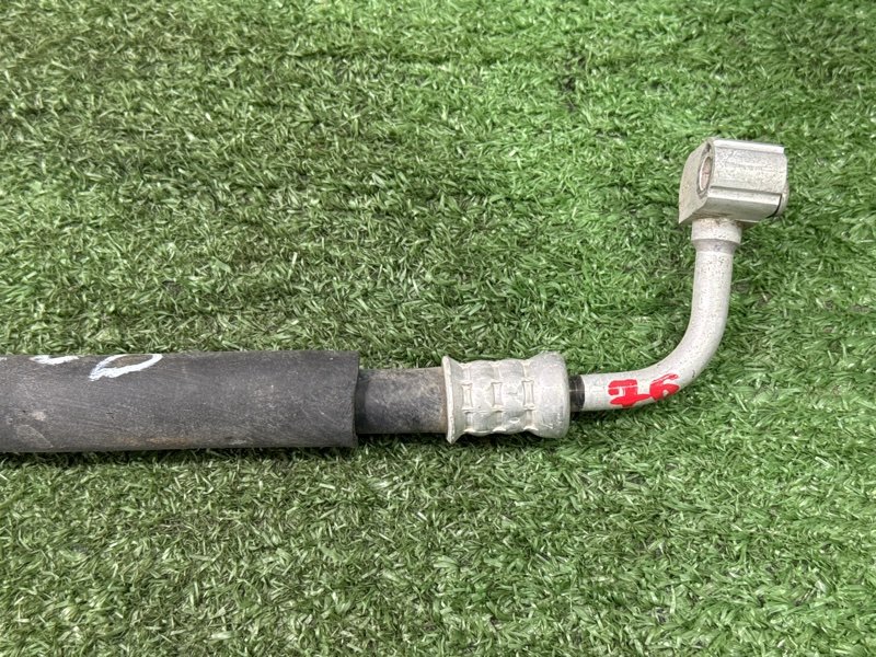 Трубка кондиционера Toyota Land Cruiser 200