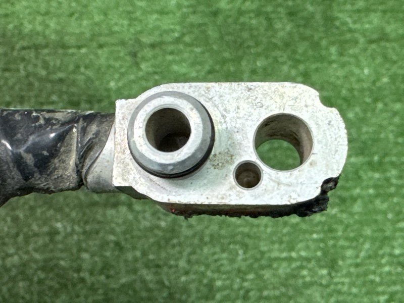 Трубка кондиционера Toyota Land Cruiser 200