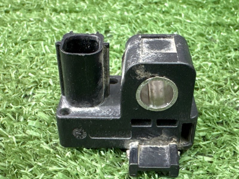 Датчик удара Air Bag Hyundai Solaris 1 2013 RB