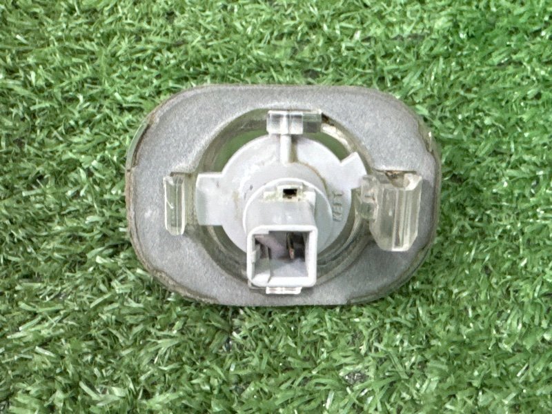 Плафон подсветки номера Hyundai Solaris 1 2013 RB