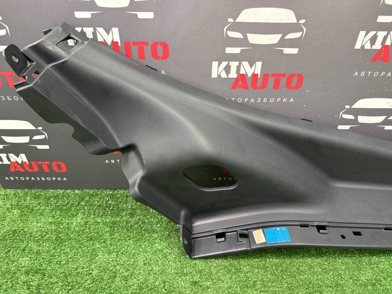 Накладка стойки кузова Hyundai Solaris 1 2013 RB