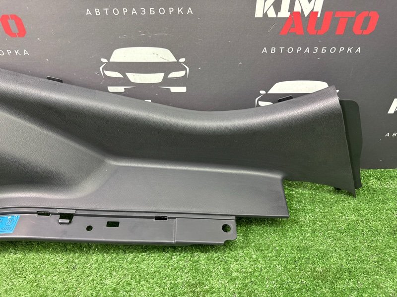 Накладка стойки кузова Hyundai Solaris 1 2013 RB