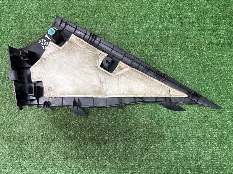 Накладка стойки кузова Hyundai Solaris 1 2013 RB