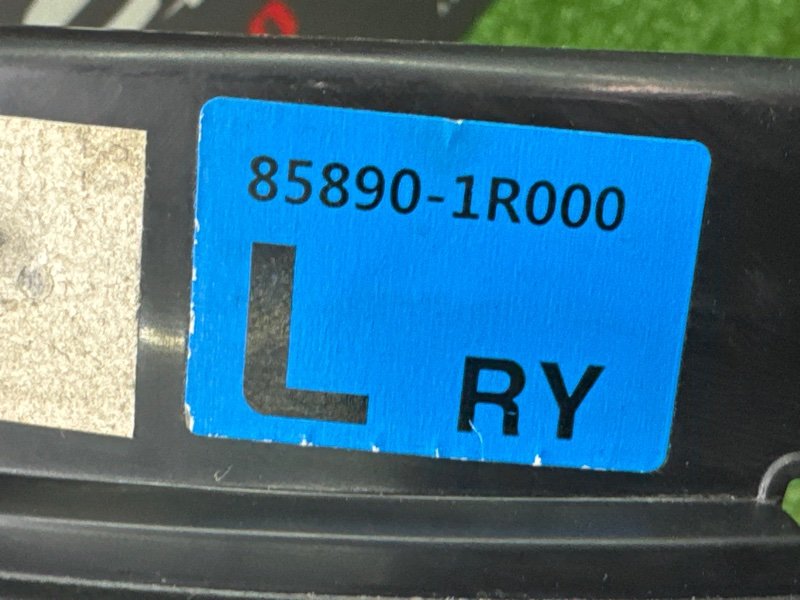 Накладка стойки кузова Hyundai Solaris 1 2013 RB