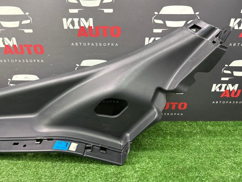 Накладка стойки кузова Hyundai Solaris 1 2013 RB