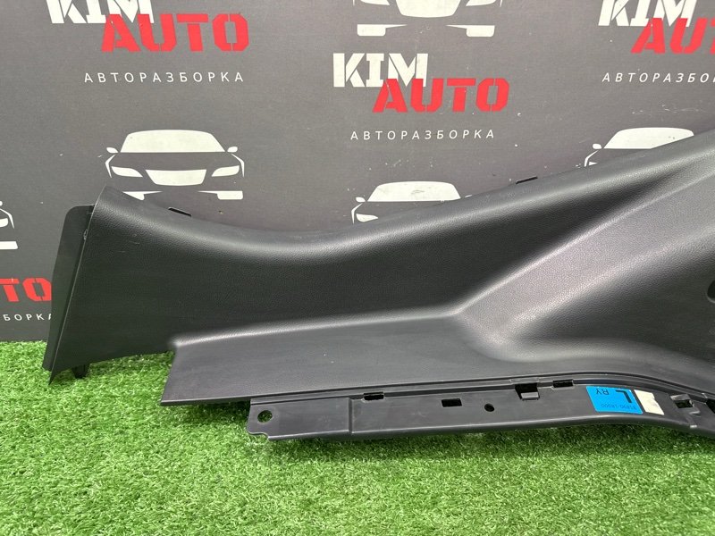 Накладка стойки кузова Hyundai Solaris 1 2013 RB