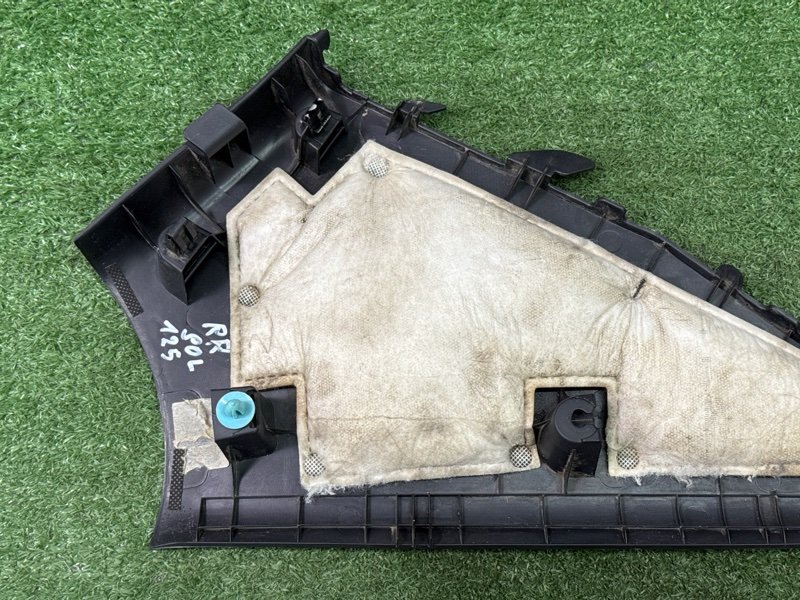 Накладка стойки кузова Hyundai Solaris 1 2013 RB