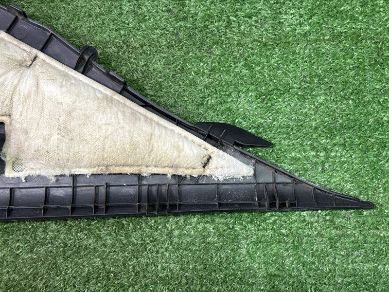 Накладка стойки кузова Hyundai Solaris 1 2013 RB