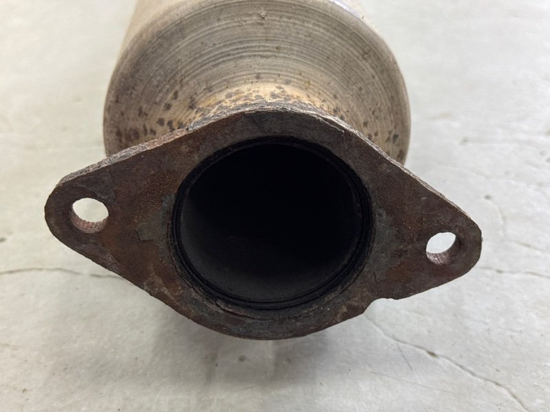 Резонатор глушителя Ford Kuga 2013 SUV