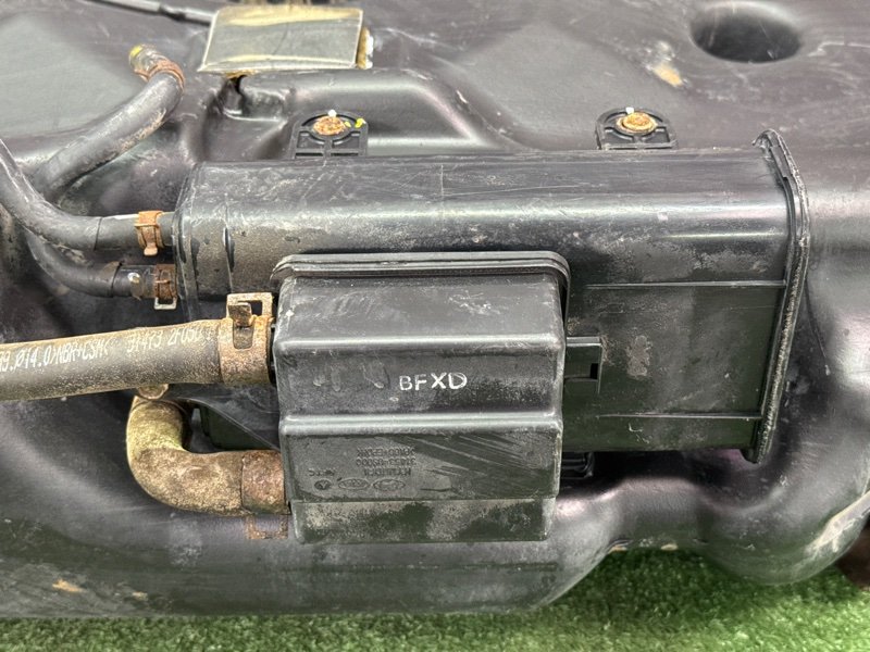 Бензобакбак топливный Kia Cerato 1