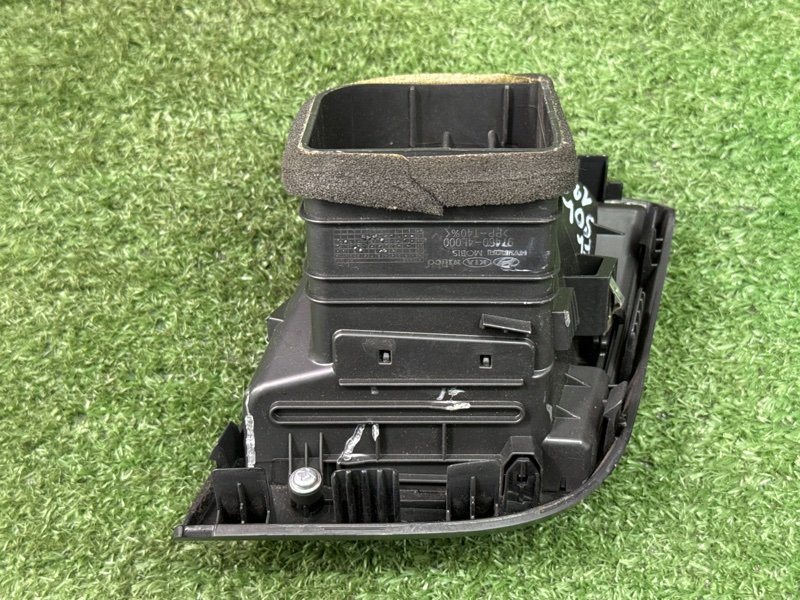 Дефлектор отопителя Hyundai Solaris 1 2013 RB