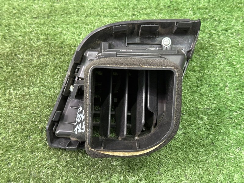 Дефлектор отопителя Hyundai Solaris 1 2013 RB