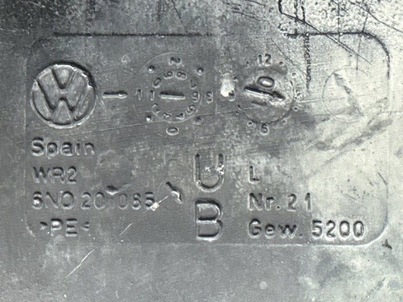 Бензобакбак топливный Volkswagen Polo 3