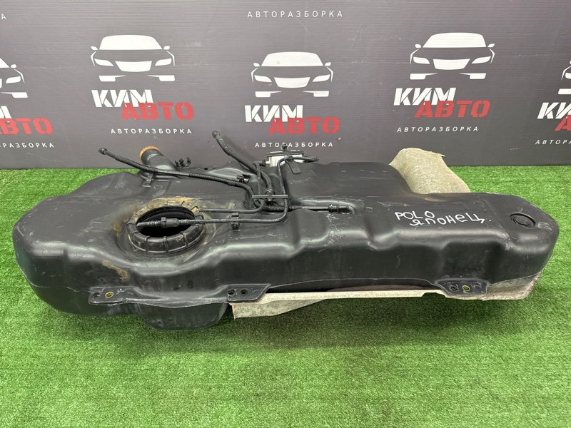 Бензобакбак топливный Volkswagen Polo 3