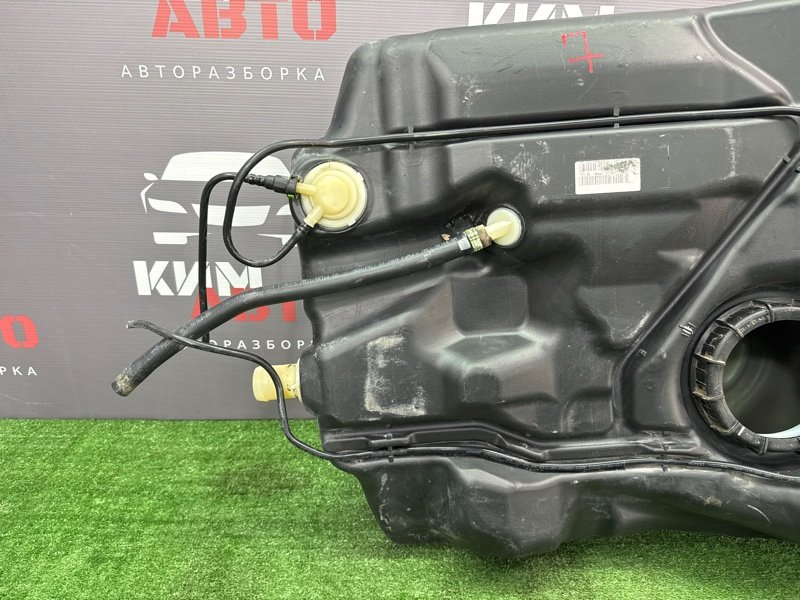 Бензобакбак топливный Ford Focus 2