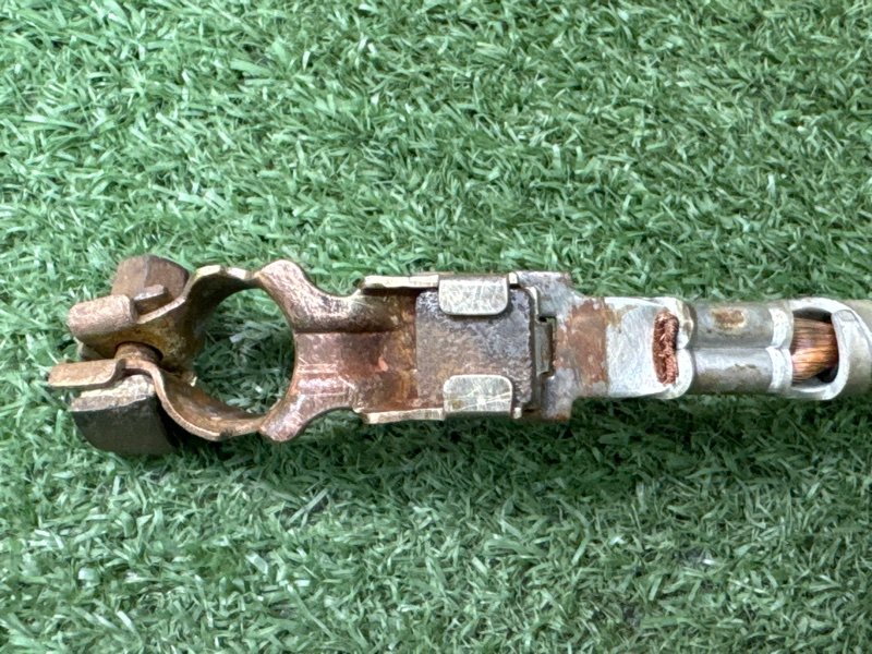 Минусовая клемма АКБ Hyundai Solaris 1 2013 RB