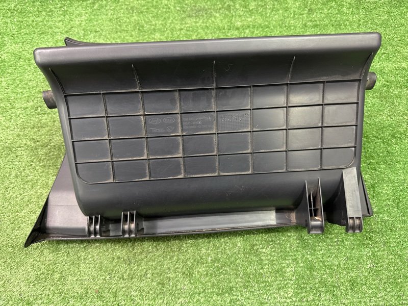 Бардачок Hyundai Solaris 1 2013 RB