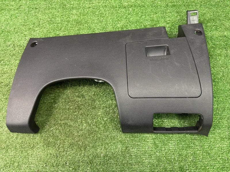 Накладка торпедо нижняя левая Hyundai Solaris 1 2013 RB