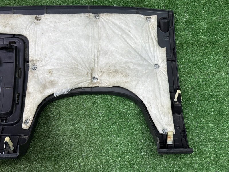 Накладка торпедо нижняя левая Hyundai Solaris 1 2013 RB