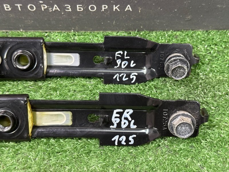 Механизм регулировки ремня безопасности Hyundai Solaris 1 2013 RB