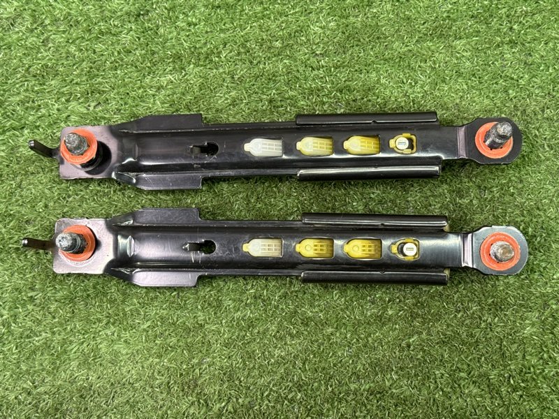 Механизм регулировки ремня безопасности Hyundai Solaris 1 2013 RB