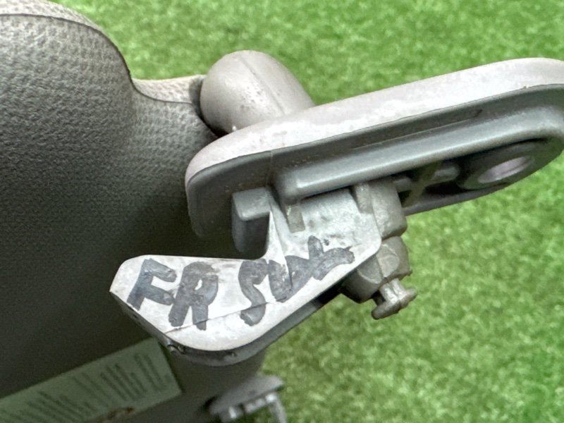 Козырек солнцезащитный Hyundai Solaris 1 2013 RB