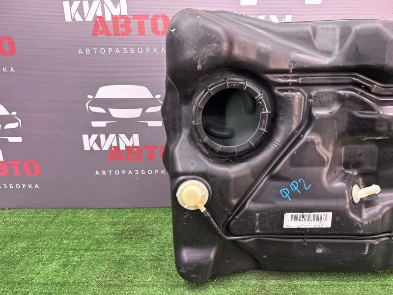 Бензобакбак топливный Ford Focus 2