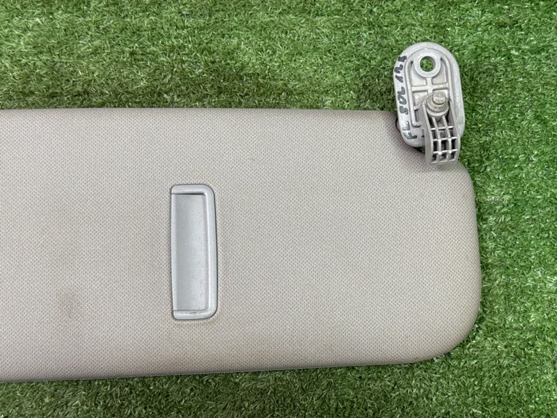 Козырек солнцезащитный Hyundai Solaris 1 2013 RB