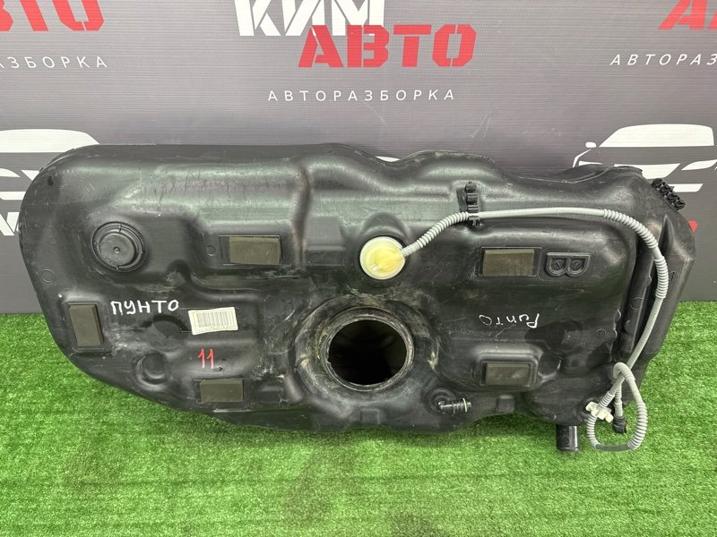Бензобакбак топливный Fiat Punto