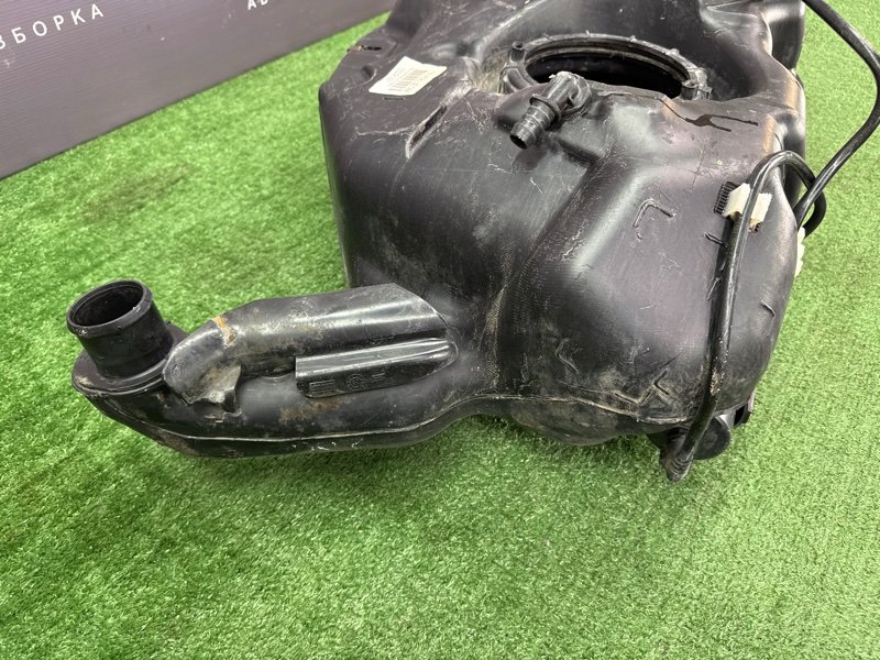 Бензобакбак топливный Peugeot 206