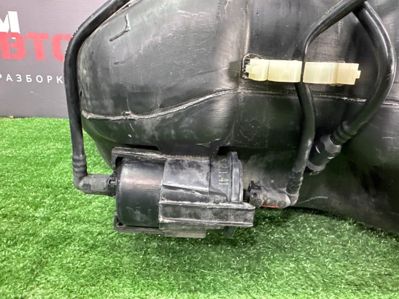 Бензобакбак топливный Peugeot 206