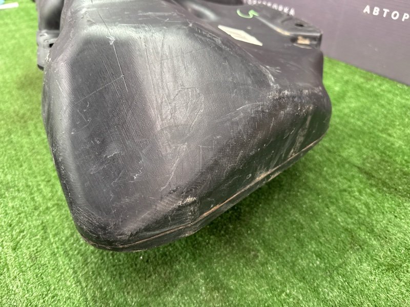 Бензобакбак топливный Peugeot 206